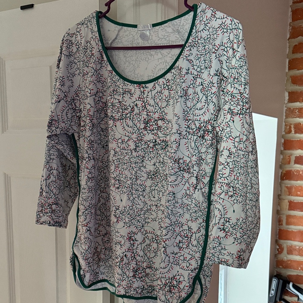 LAKE Christmas Women's Pajama Top and Bottoms